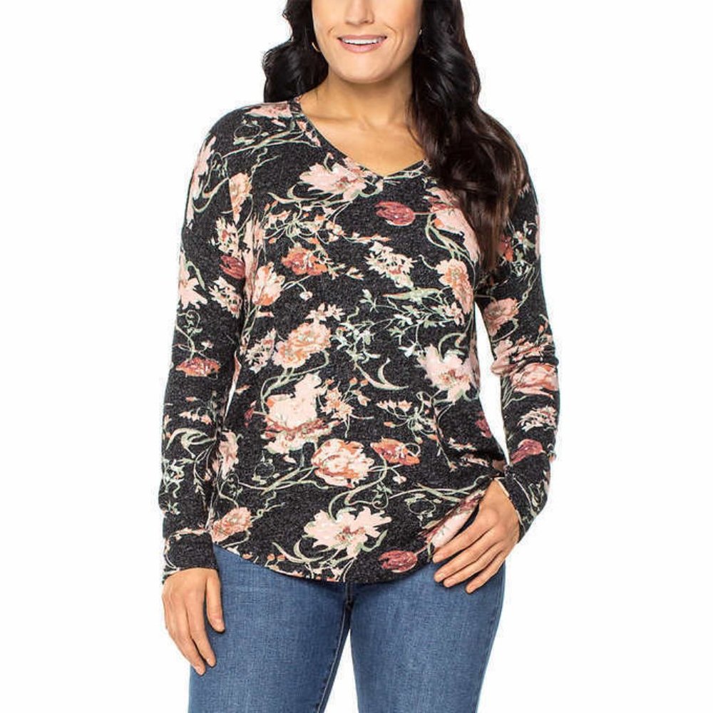 NWT Well Worn Women Long Sleeve V Neck Knit Sweater Top Black Size M $60 4D046